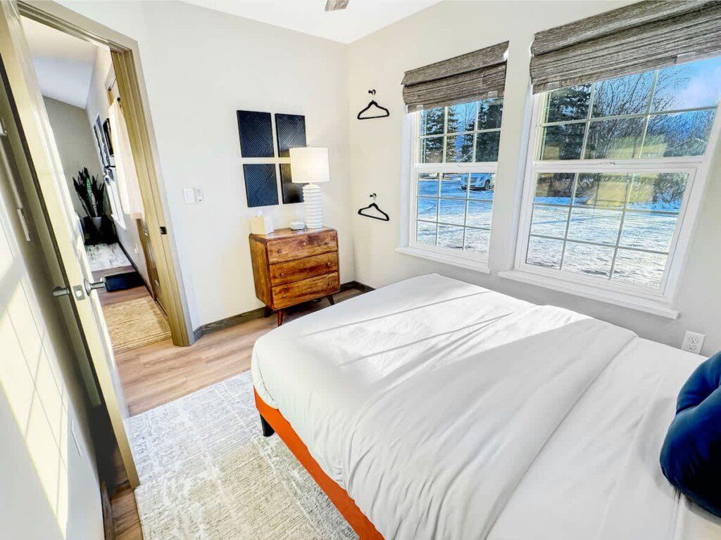 12b632bb c3a2 4a YXblz