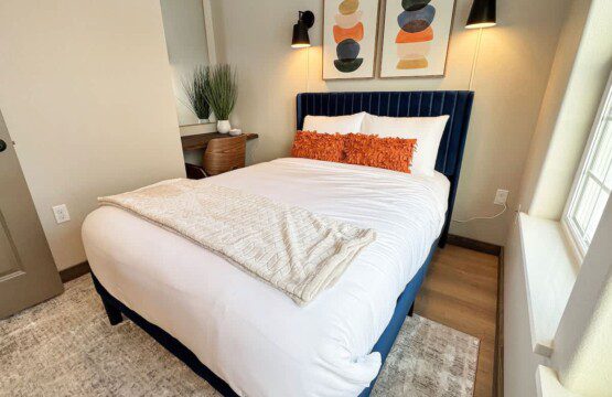 1b13ce44 3af6 43 8qKcf