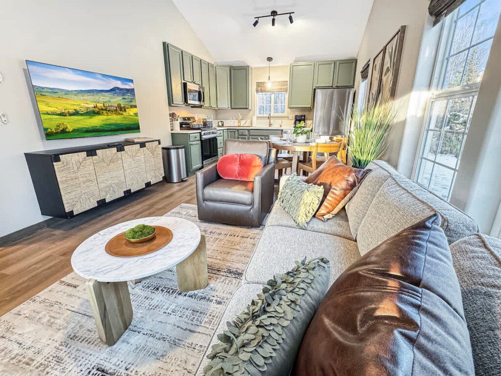 3041f3b9 85c9 48 OzDje