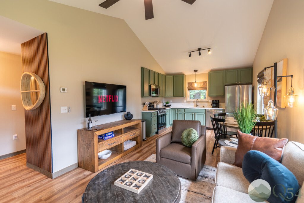 32764434 ded0 4677 ba1e f65f93f8bf7d.jpg