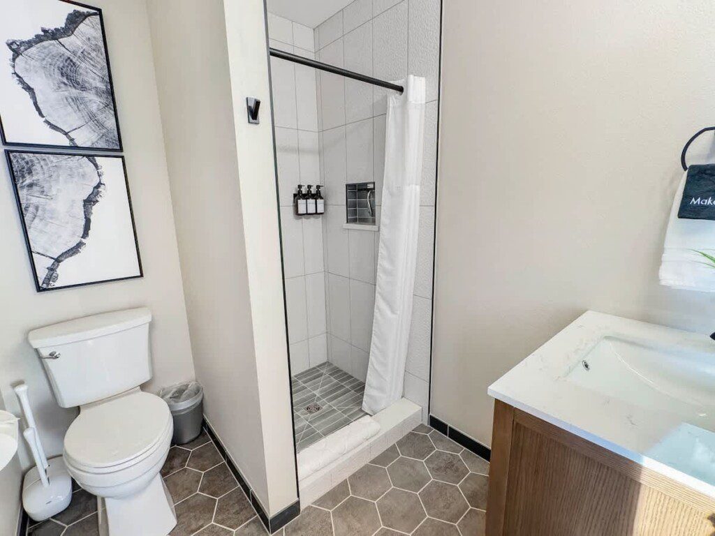 38f4eb16 e9cb 43 F5NYl