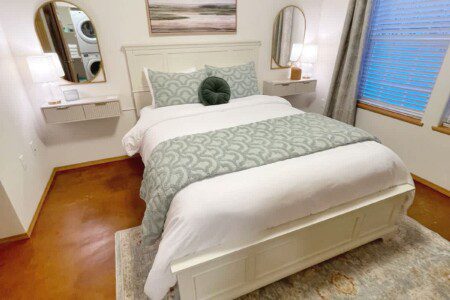 61bbfeb5 6441 4c 4u6Ss