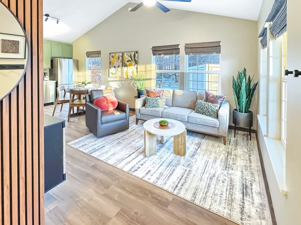 699ab076 d004 48 e3t2o