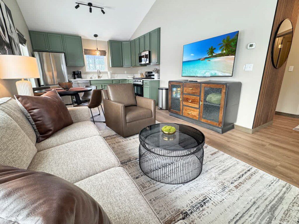 6dabc31c 7eee 49 q1JrI