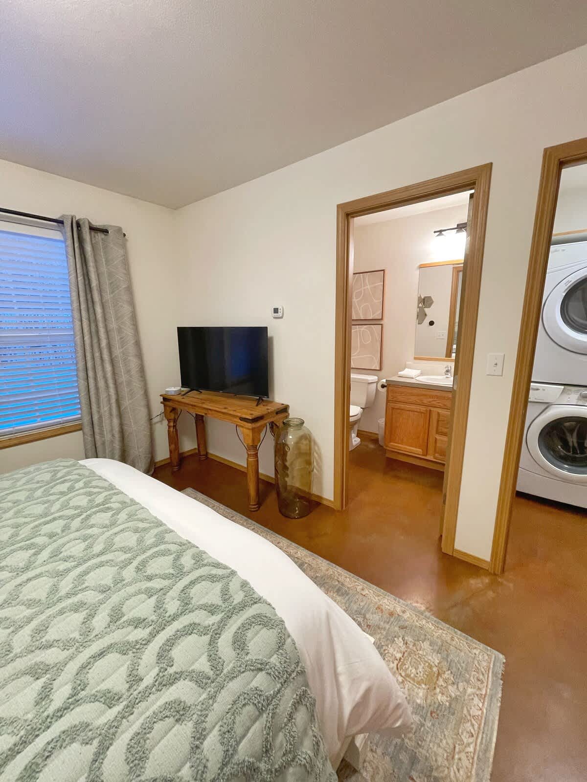 72dfcbdc e74f 4d 8IbPW