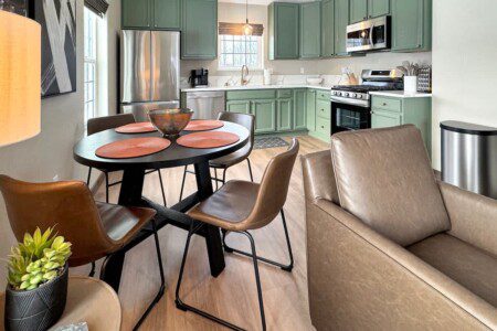 757ba472 684f 42 GmUw0