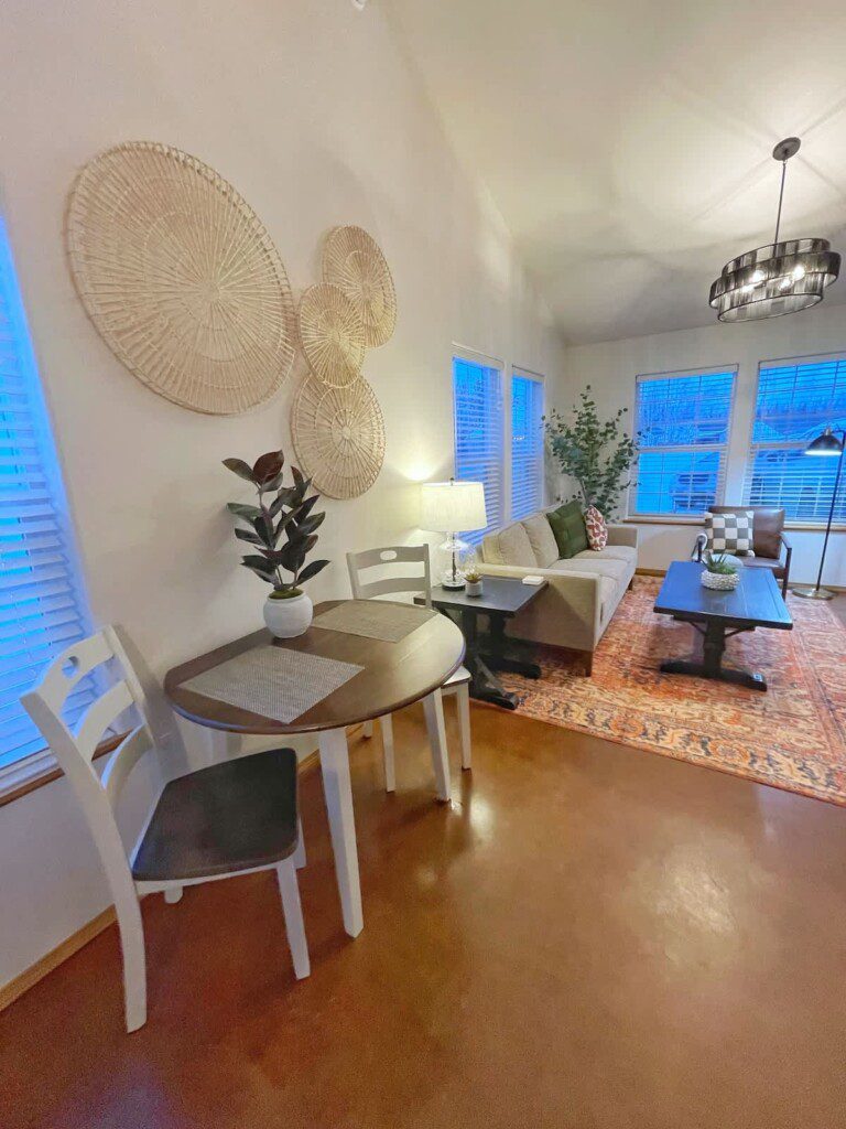 9924c91a 3b5e 4c X0OCU