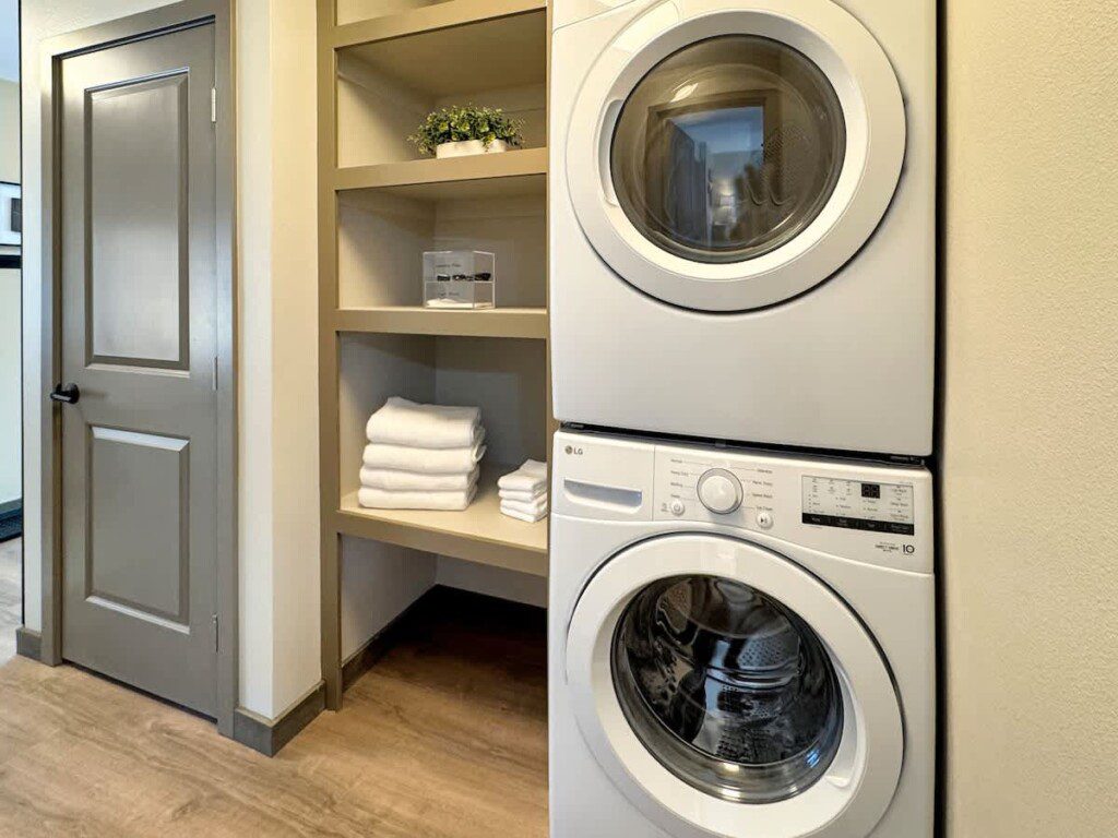 aacfbe1e 7651 4e Igr 8