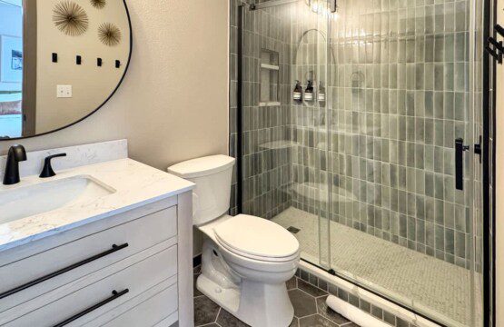 b23db821 f280 42 JeFrL