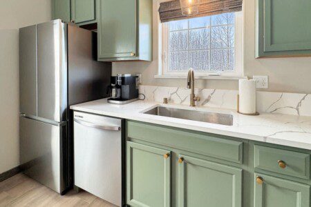 c95a06d0 3a73 4c YOTna