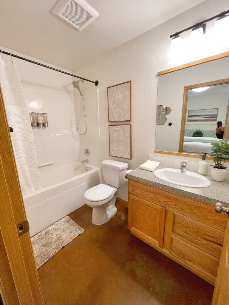 ec0cb69e 77a0 48 FOxME